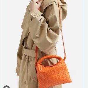 Bottega Veneta mini hop bag NEW